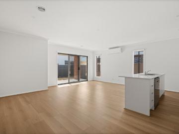 FOR LEASE 167 Arcturus Drive, Kalkallo VIC 3064