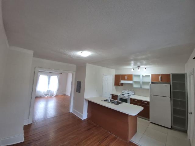 For Lease 1614 Ontario Street Unit# #4, Windsor, Ontario