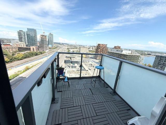 For Lease 16 BONNYCASTLE Street Unit# 1604, Toronto, Ontario