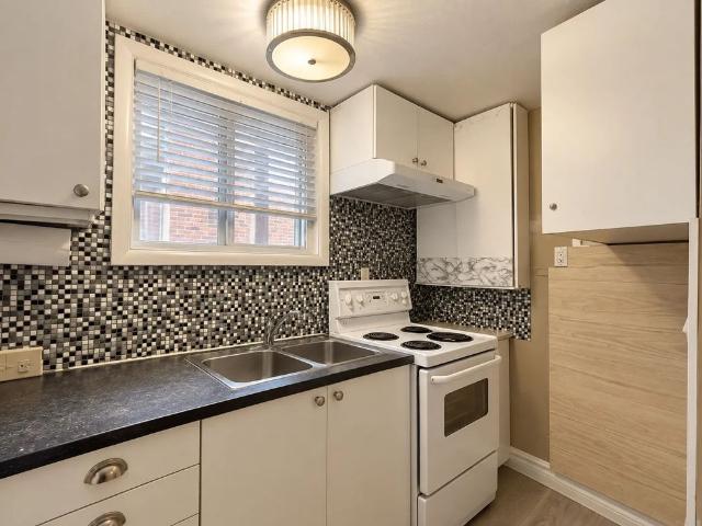 For Lease 176 Fennell Avenue Unit# #2, Hamilton, Ontario