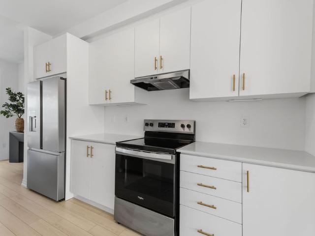 For Lease 170 Spitfire Drive, Hamilton, Ontario