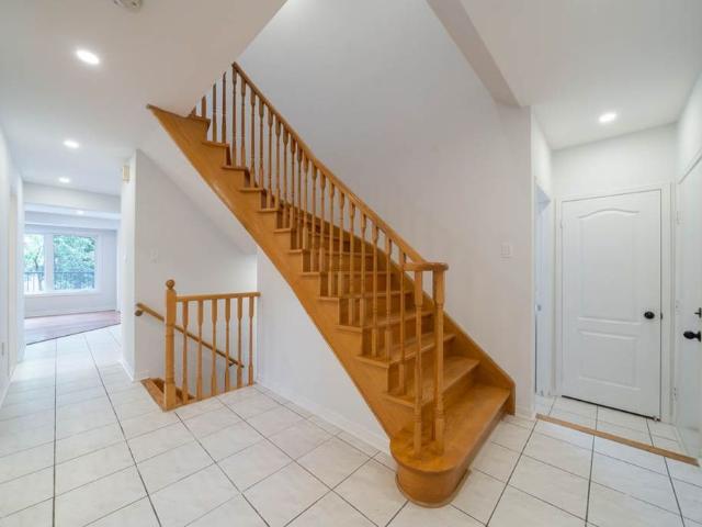 For Lease 170 Widdifield Avenue, Newmarket, Ontario