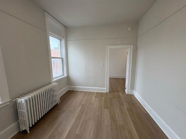 For Lease 172.5 Hunter Street Unit# 4, Peterborough, Ontario