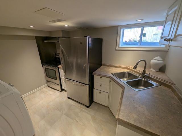 For Lease 17 Clenray Place, London East, Ontario