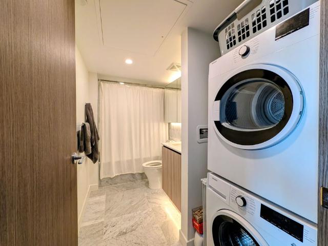 For Lease 17 Bathurst Street Unit# 2616, Toronto, Ontario