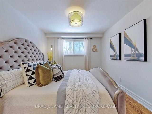 For Lease 17 Baroness Crescent Unit# Upper, Toronto, Ontario