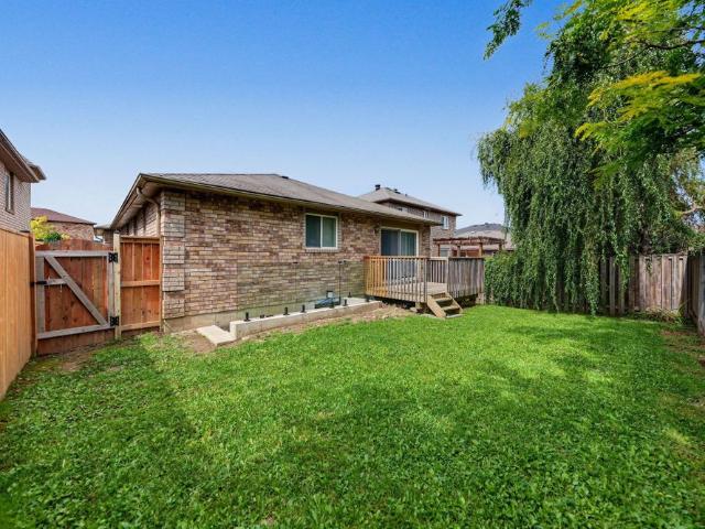 For Lease 17 Michelle Drive Unit# Upper, Barrie, Ontario