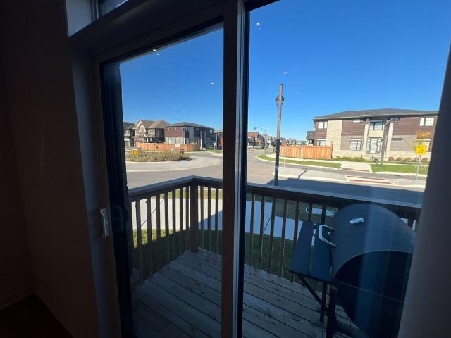 For Lease 185 Longboat Run, Brantford, Ontario