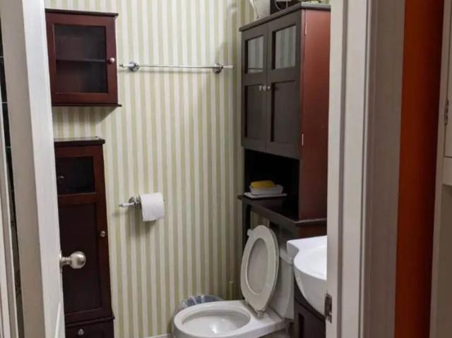 For Lease 1867 Kingston Road Unit# 23 BSMT, Pickering, Ontario