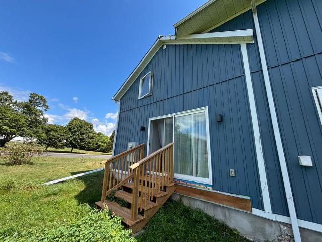 For Lease 18683 Loyalist Parkway Unit# 2, Prince Edward County, Ontario