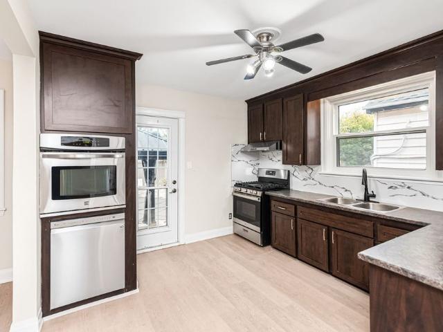 For Lease 187 West 2nd Street, Hamilton, Ontario
