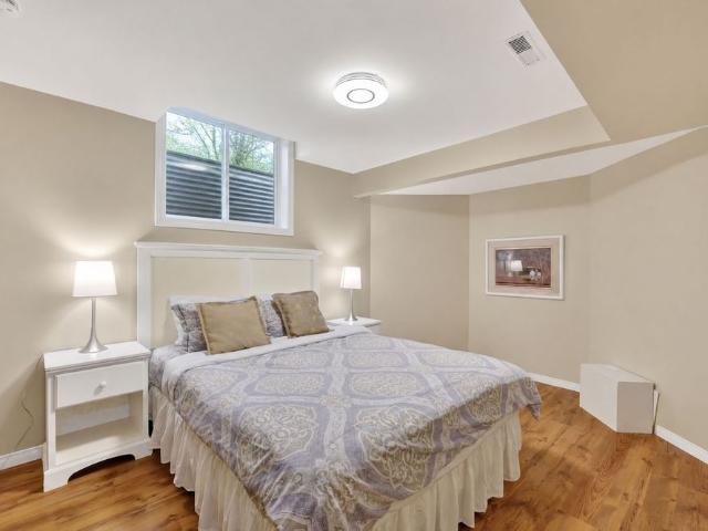 For Lease 1895 Applewood Avenue Unit# Basement, Innisfil, Ontario