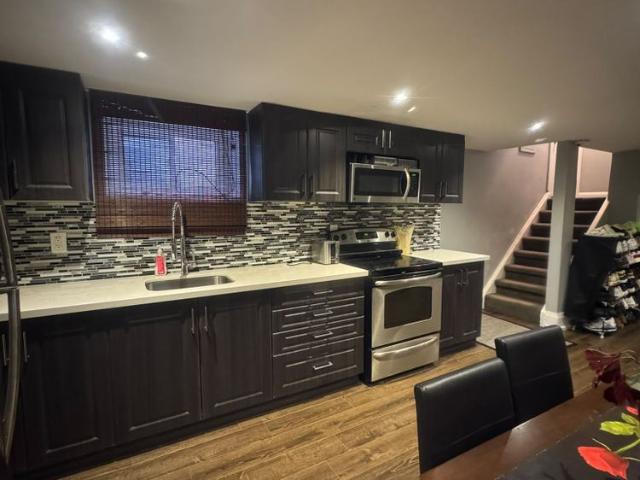 For Lease 189 Tower Drive, Toronto, Ontario