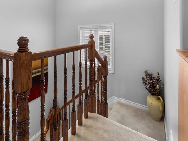 For Lease 1817 Arrowgrass Way, Orleans Cumberland and Area, Ontario