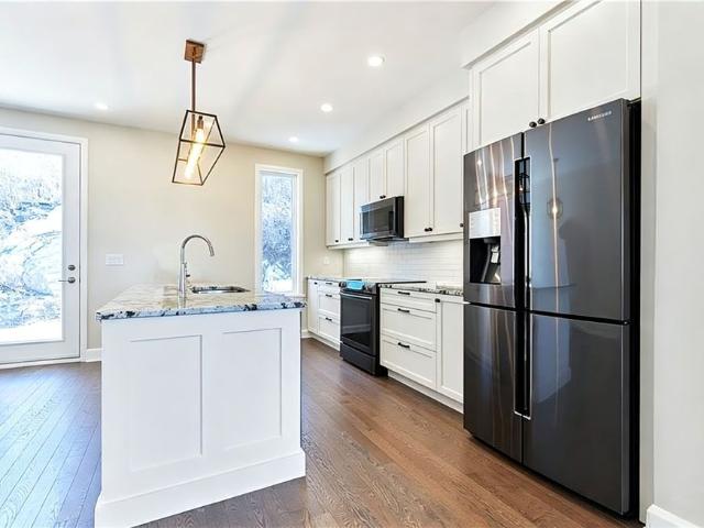 For Lease 181 Boundstone Way, Kanata, Ontario