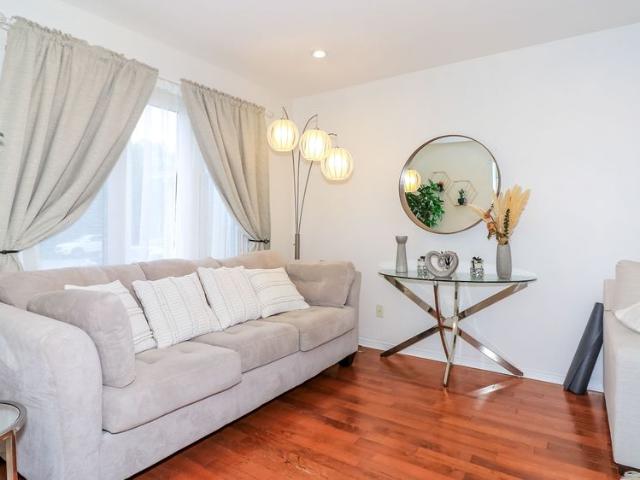 For Lease 182 KOZLOV Street, Barrie, Ontario