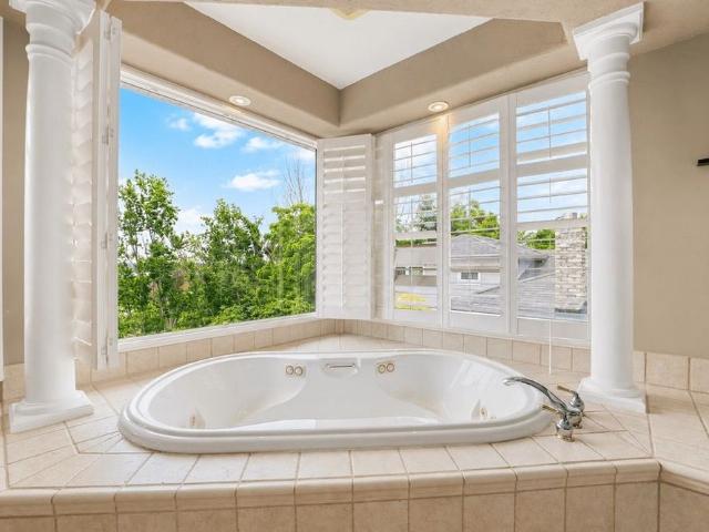 For Lease 18 Debra Crescent, Barrie, Ontario