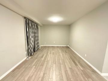 Oxford, Ontario - Office room