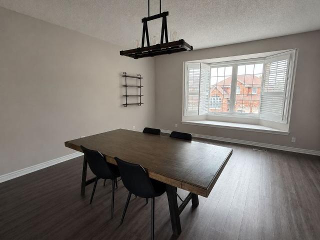 For Lease 195 Alfred Smith Way, Newmarket, Ontario