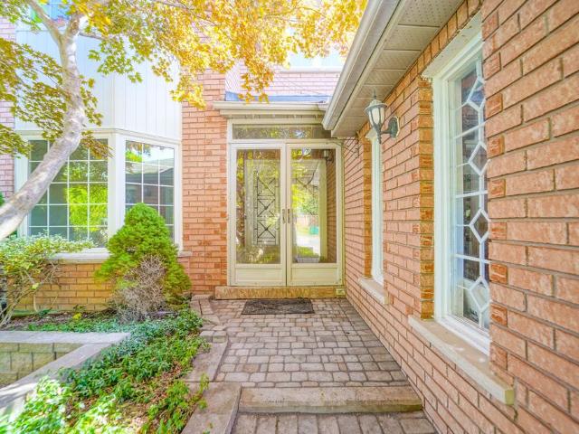 For Lease 195 Savage Road, Newmarket, Ontario