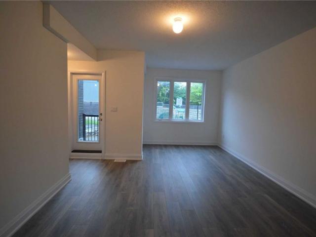 For Lease 199 ARDAGH Road Unit# 16, Barrie, Ontario