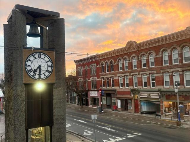 For Lease 199 King Street Unit# #1, Prescott, Ontario