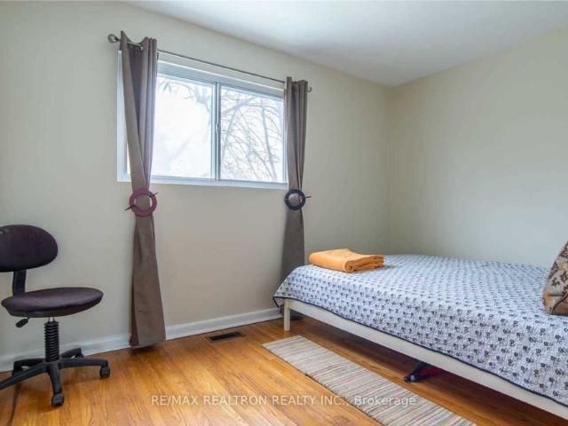 For Lease 19 Wenderly Drive, Aurora, Ontario