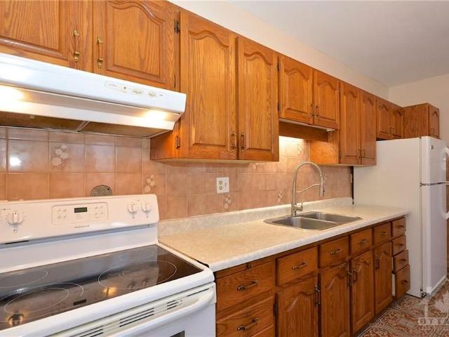 For Lease 205 Rochester Street, West Centre Town, Ontario