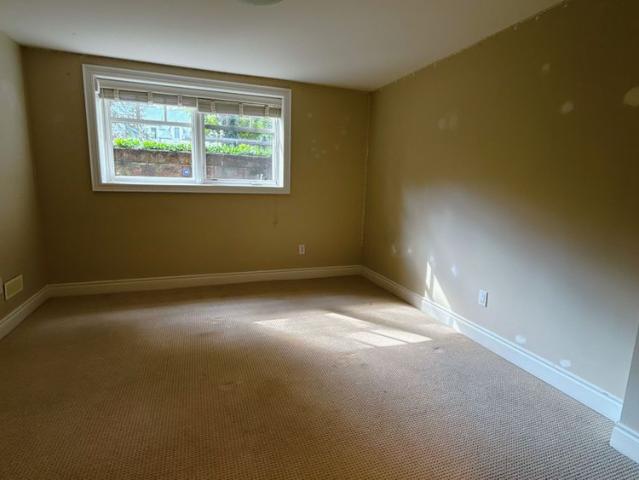 For Lease 2062 GLENFOREST Crescent, Oakville, Ontario