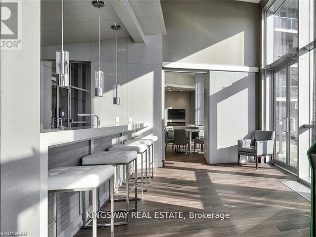 For Lease 2087 Fairview Street, Burlington, Ontario