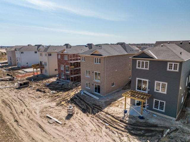 For Lease 208 Prescott Drive, Clearview, Ontario