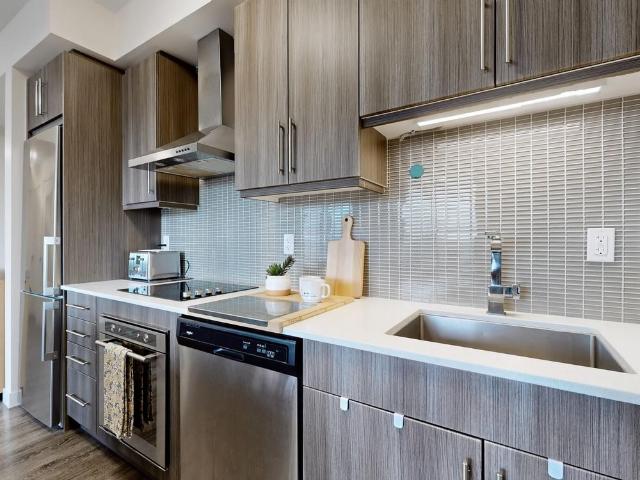 For Lease 2093 Fairview Street Unit# 201, Burlington, Ontario