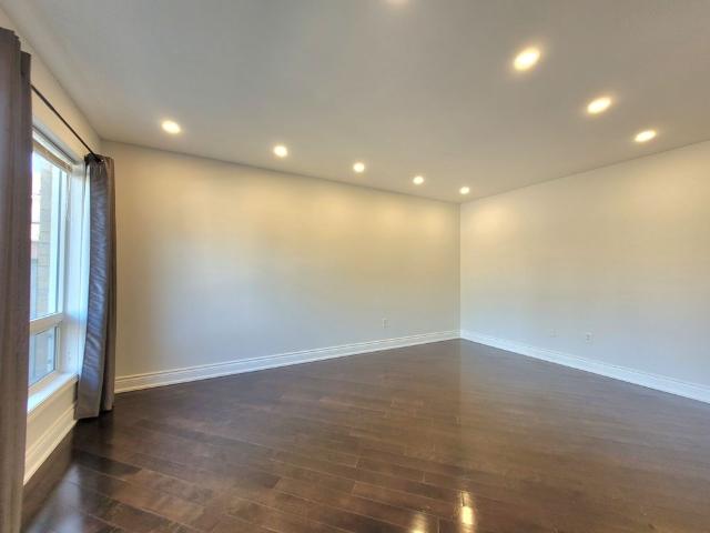 For Lease 2153 Baronwood Drive, Oakville, Ontario