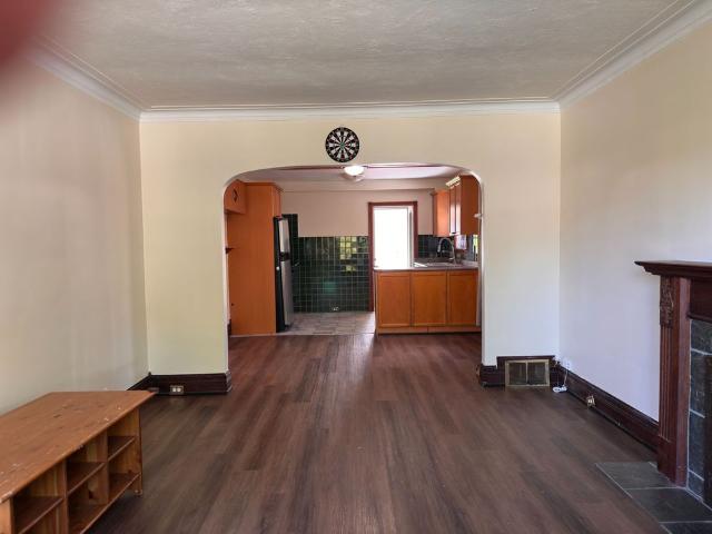 For Lease 219 Church Street Unit# upper, Toronto, Ontario