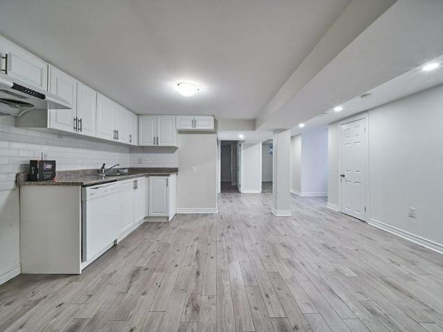 For Lease 213 Cabot Street, Oshawa, Ontario