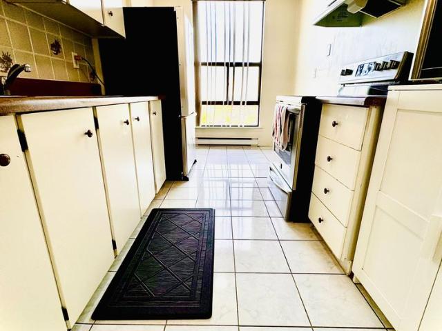 For Lease 21 Knightsbridge Road Unit# 1205, Brampton, Ontario