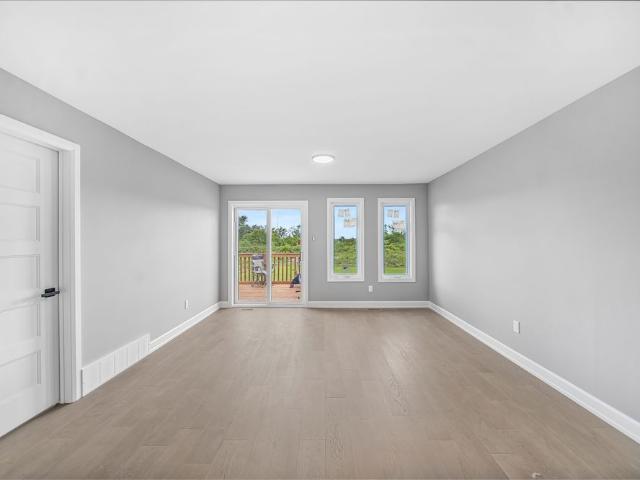 For Lease 21 Portland Drive Unit# Main, Cornwall, Ontario