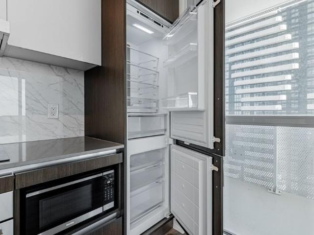 For Lease 225 Commerce Street Unit# 1802, Vaughan, Ontario