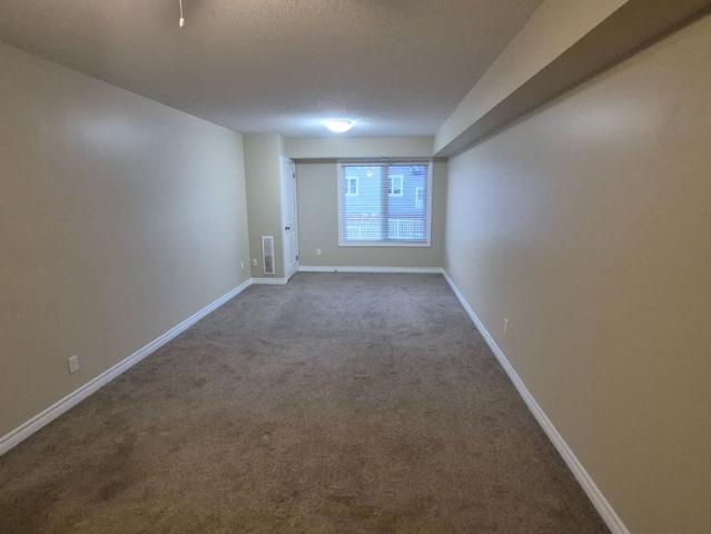 For Lease 225 Riddell Street Unit# 5, Woodstock, Ontario