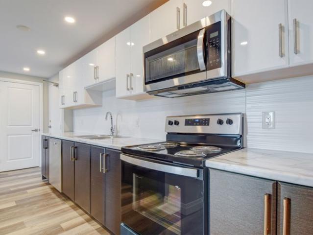 For Lease 2200 Sherobee Road Unit# 307, Mississauga, Ontario