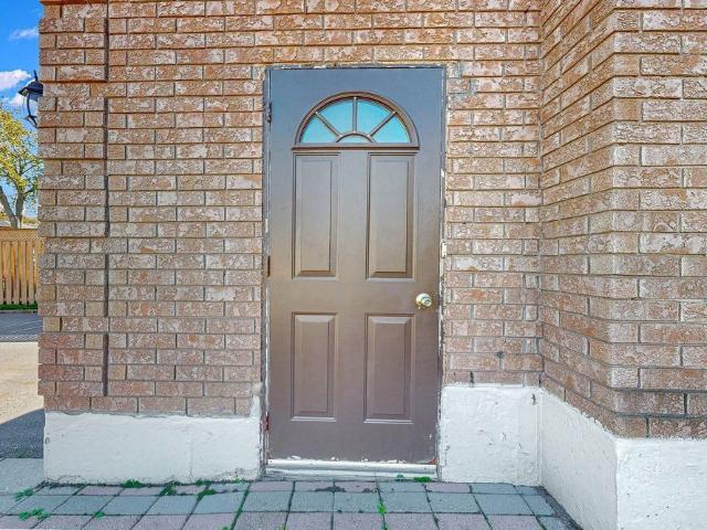 For Lease 220 Morningview Trail Unit# Bsmt, Toronto, Ontario