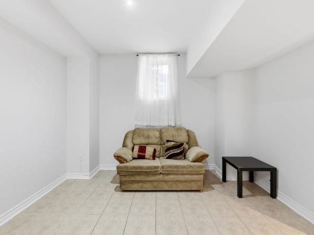 For Lease 221 Peak Point Boulevard Unit# Bsmt, Vaughan, Ontario