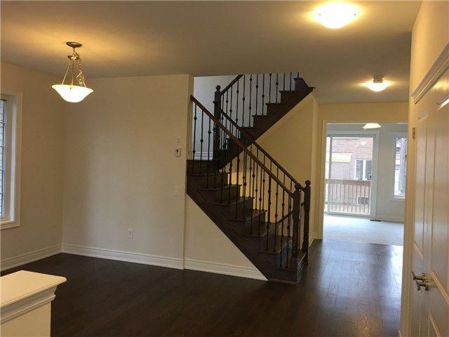 For Lease 22 Clifford Fairbarn Drive, East Gwillimbury, Ontario