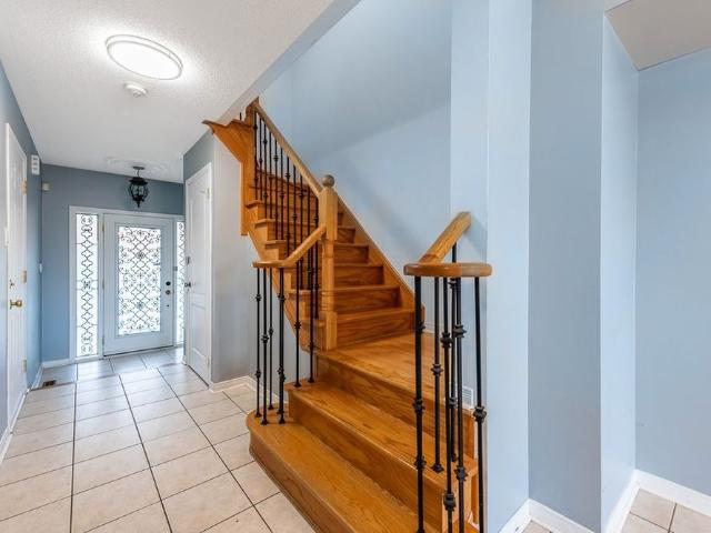 For Lease 22 Bay Breeze Drive, Brampton, Ontario