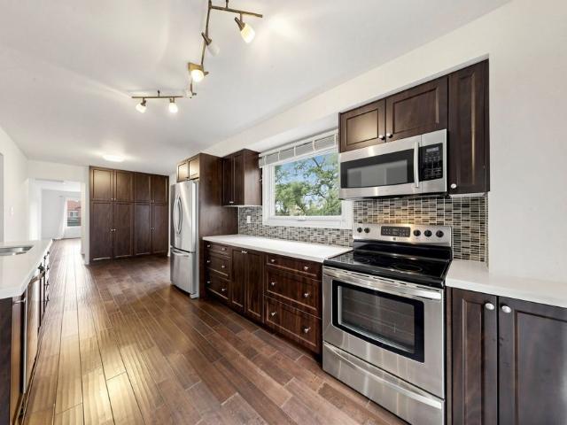 For Lease 22 Bingham Street, Richmond Hill, Ontario