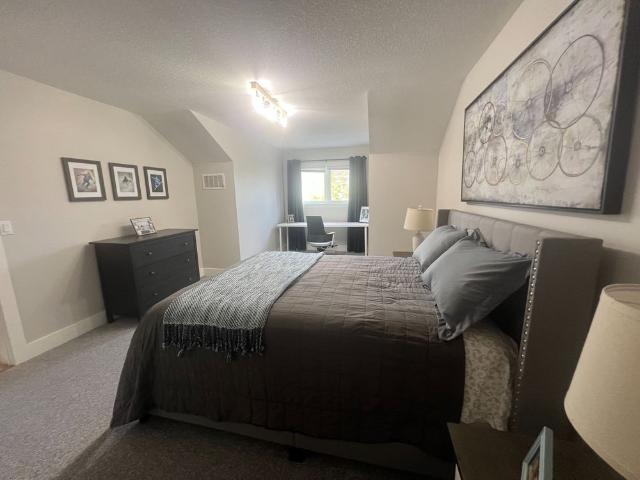 For Lease 22 Kennedy Avenue, Collingwood, Ontario