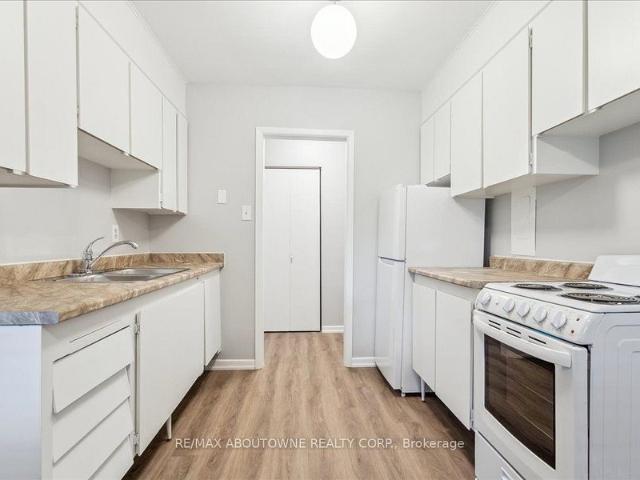 For Lease 2344 Queensway Drive Unit# 4, Burlington, Ontario