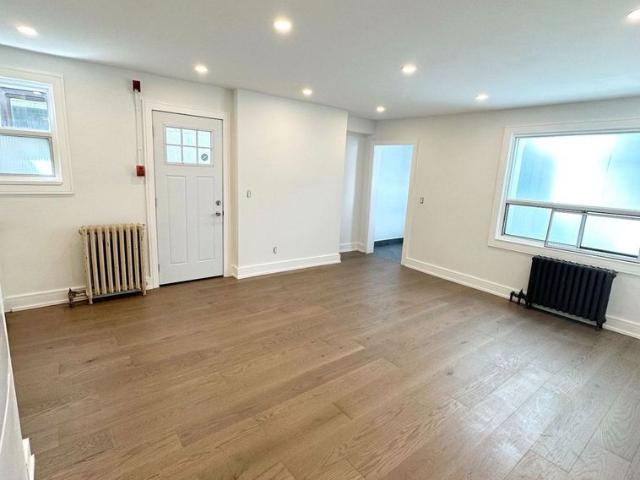 For Lease 237 Lakeshore Road Unit# 4, Mississauga, Ontario
