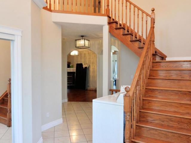 For Lease 230 Doon Mills Drive, Kitchener, Ontario