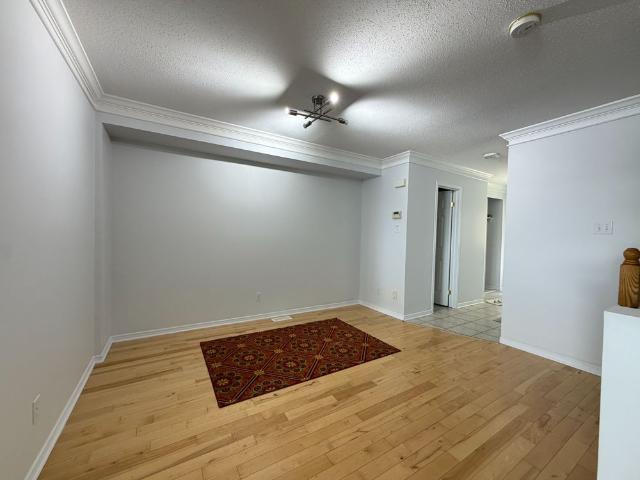 For Lease 230 Westvalley Private, Billings Bridge Riverside Park and Area, Ontario